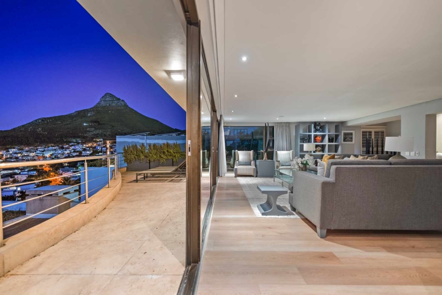 7 Bedroom Property for Sale in Camps Bay Western Cape